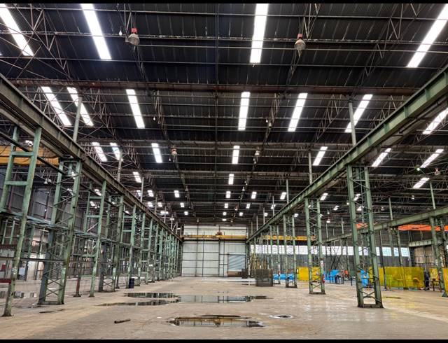6,000M² WAREHOUSE TO LET IN DUNCANVILLE